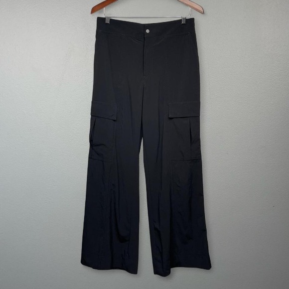 Athleta Pants - Athleta Wide Leg High Rise Pants Chelsea Black Utility Casual Outdoors 6 Pockets